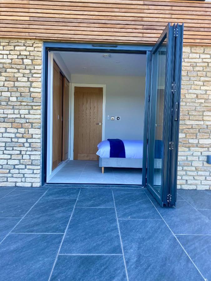 Stunning Modern Home Set In Beautiful Grounds. Bath Dış mekan fotoğraf